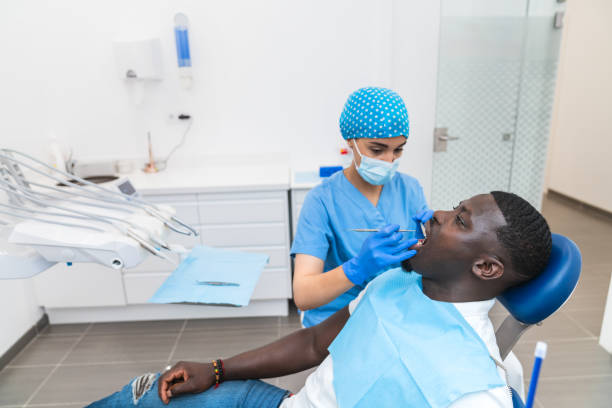 Best Walk-In Emergency Dental Services in West Deland, FL